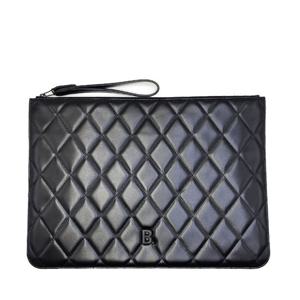 (명품) 발렌시아가 617790 B퀄팅 클러치 블랙