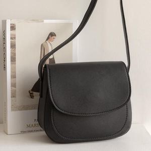 아트박스/라이니 3color 심플 데일리 반달백 ba-60250c