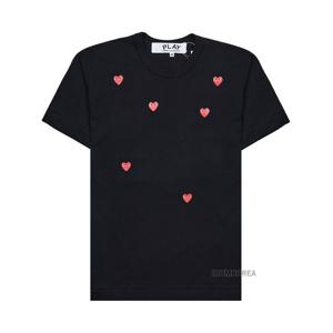 [꼼데가르송] SS25 공용 멀티플 하트 티셔츠 AX T338 051 BLACK
