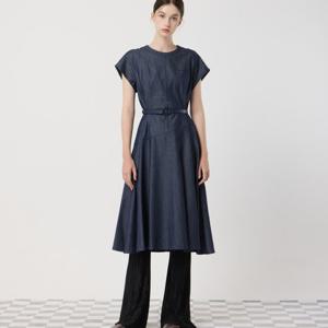 [씨씨콜렉트] 벨티드 데님 플레어 원피스