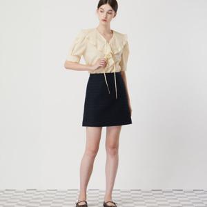 [씨씨콜렉트] 세미 A라인 트위드 스커트