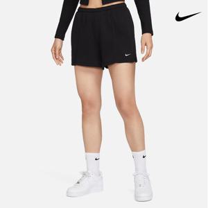 나이키 우먼스 미드라이즈 4인치 반바지 HF6941-010
