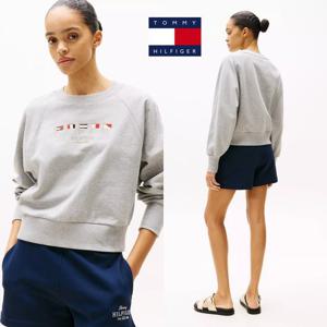 타미힐피거 WW45526-PKH 여자 자수로고 세일링 플래그 로고 맨투맨 티셔츠