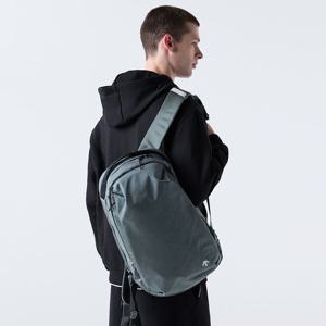 [데상트공식] 트래블 코듀라 확장형 백팩 (24+4L 확장) SQ323UBP75