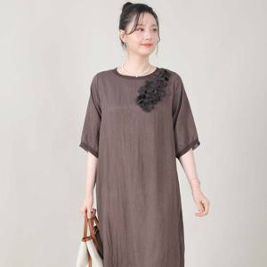 애비뉴투지 엄마옷 꽃잎 코사지 하객룩 구김지 여름 반팔 롱 원피스 K07530