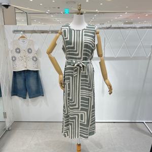 [밸리걸] 벨티드 패턴 롱 원피스 821271