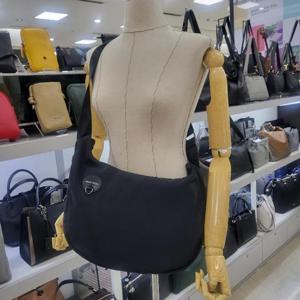 마리끌레르 DP01 MC 클레어  피닉스 크로스박 MC큰소스백501244