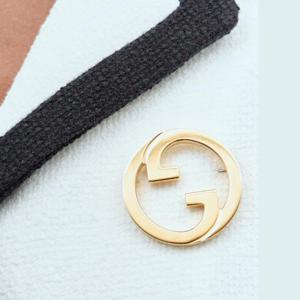 25 FW 구찌 Blondie 블론디 로고 모티프 브로치 792317 I4600 8005