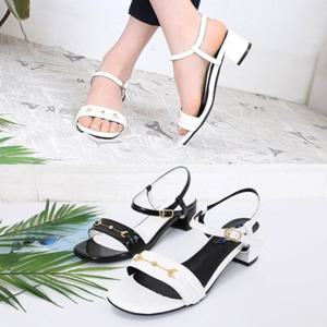 [애슬릿] 빅사이즈 에나멜 발목 스트랩 샌들