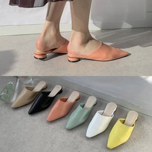 [애슬릿] 플랫 발 편한 스틸레토 여성 뮬 블로퍼 2cm