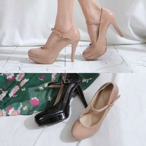 [애슬릿] 에나멜 가보시 발목 스트랩 펌프스 힐 10cm