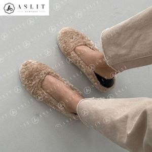 [애슬릿] 겨울 포근 털 발 편한 심플 플랫 슈즈