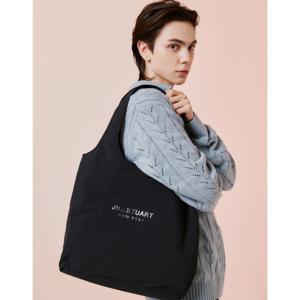 [질스튜어트] 블랙 로고 포인트 숄더 에코백 JUBA5E020