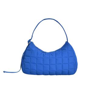[아가타] 페더즈 퀼팅 크로스 바디백(AGTB138-715_BL)