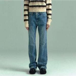 [플랙진]여성 라시다 M63 블리치 플레어 부츠컷 중청 데님 팬츠 (PJTH5LCM635)