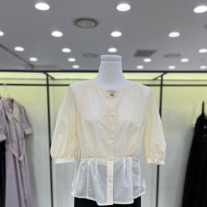 [씨씨콜렉트]라운드넥 허리 턱 블라우스 E242MSC139CR_CA