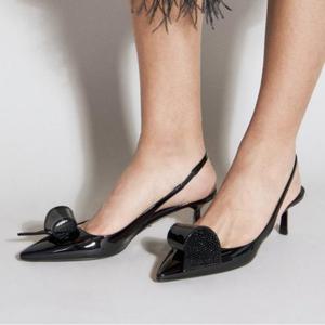 25 FW 프라다 크리스탈 엠벨리쉬 슬링백 키튼 힐 펌프스 블랙 1I345N 3LOC F0002