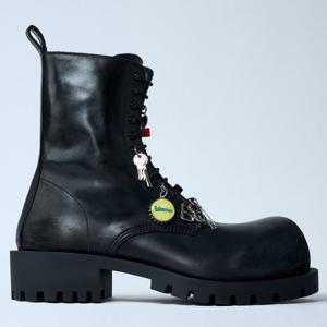 25 FW 발렌시아가 Hummer 험머 아플리케 레더 워커 부츠 블랙 786137 WCDA3 1080