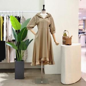 [포커스]  FM3C7OP02292_프릴 언발 후드 롱원피스