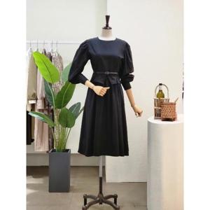 [포커스]  22FF2I7OP01897_퍼프 포인트 벨티드 A라인 롱원피스