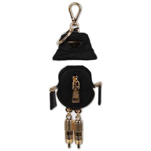 25 FW 프라다 블랙 트라이앵글 로고 리나일론 소프트 로봇 키링 1TR1062C3K