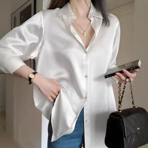 [에이시크] 샤인새틴 루즈핏 셔츠 C25CSH711