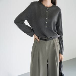 엄마옷 마담4060 릴리버튼니트티셔츠 모던베이직 데일리 여성 -ZTE2508020-