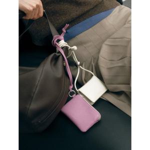 [질스튜어트] 핑크 가죽 지퍼 파우치 홀더 JAHO5F542