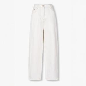 [스튜디오 톰보이]화이트 배기핏 데님 팬츠(양말 증정) 9105362142