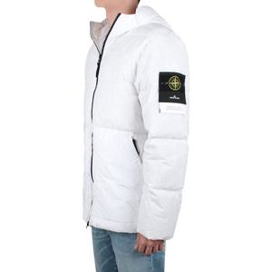 [스톤아일랜드] 나슬란 라이트 와트로 TC패딩 (771544132 V0001)