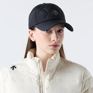 [데상트공식] 패디드 퀄팅 볼캡 SQ323UCP92