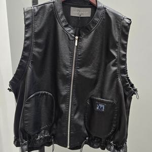 [르니앤맥코이] 힙한 레더 셔링 조끼 베스트 MM10VT001