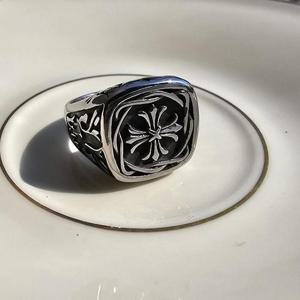 [노블른] 노블른 써지컬스틸 스퀘어 문양 반지