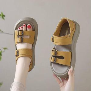 [잇백잇슈] 캐주얼버클여름샌들 중간굽 심플 깔끔한