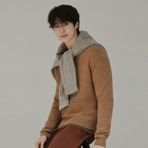 지오다노 055910 남자 무지 라운드넥 크루넥 긴팔 더블 니트 01055910