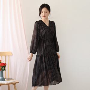 [웬디즈갤러리]프로망 브이넥 나염 원피스 / 페미닌 편한 모임 일상 SOP109