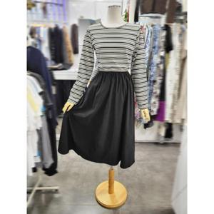 밸리걸 세이브존01 스트라이프 티배색 바스락 긴팔 롱원피스 610170