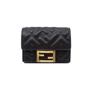 펜디 나파 레더 마이크로 트라이폴드 지갑 블랙 8M0395AAJDF0KUR