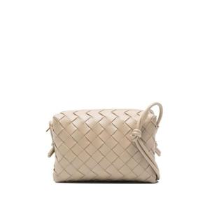 보테가베네타 여성 베이지 하프문 크로스백 723547 V1G119615