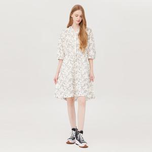 [베네통] 플라워 코튼 펀칭 원피스_BAOP12541IV