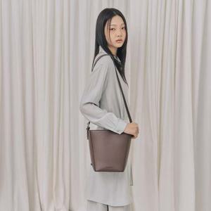 [랩]데일리 버킷백(AR7AB845)