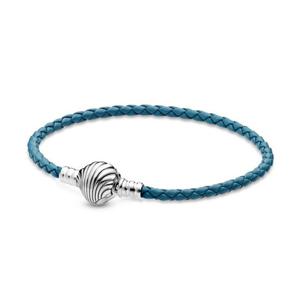 판도라 모멘트 조개 클랩 레더 팔찌 598951C01