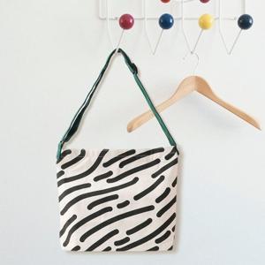 [더블유쇼핑]지브라 캔버스 숄더백 크로스백_11253761_588404