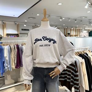 [에잇컨셉] 본보야지 자수 맨투맨 C25J1FTS008