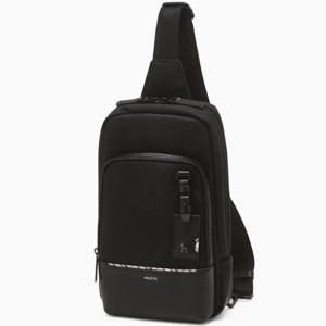 [헤지스ACC] 블랙 라인배색 슬링백 HJBA6E063BK