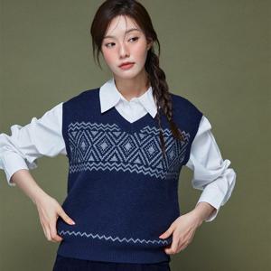 플라스틱아일랜드  (PR4KV161) C 다이아패턴 니트 베스트