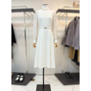 [더아이잗컬렉션]프릴넥 셔링 플레어 롱 원피스 CRAA0OP361 -DG