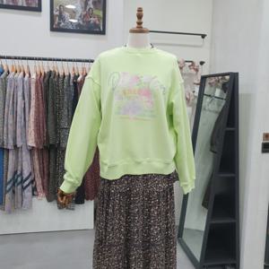 [써스데이아일랜드]백 오픈 스웻셔츠 T246MST131W