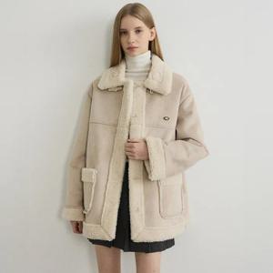 [아워호프] Shia Shearling Mustang Coat - Light Beige [H25WT-OT02-LBE]