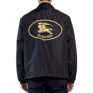 [라이크어스타] 25FW 버버리 SLINDON 나이트 스탬프 나일론 코치 자켓 8110286 A1189